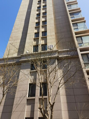 胶州市香港东路518号宝佳胶州中央湖岸北区小区21号楼2单元1503户