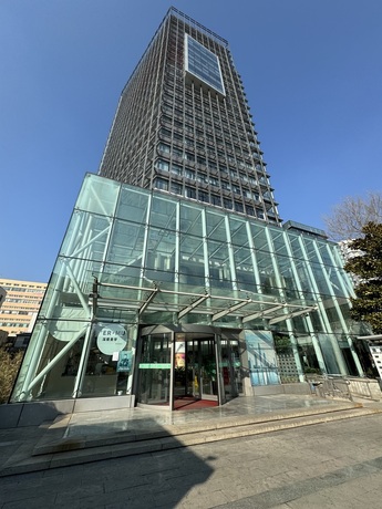 山东省青岛市市南区延安三路105号1905户 可贷款此标的物可提供贷款，具体请查看详情中的银行信息