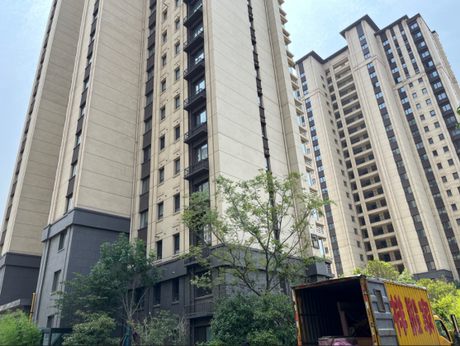 山东省青岛市胶州市经济技术开发区湘江路2号荣盛锦绣外滩38号楼1单元2304
