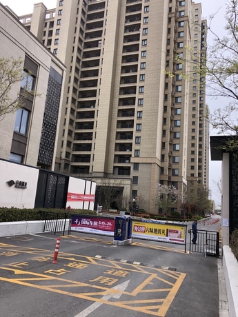 青岛市市北区海岸路36号6号楼2单元3102户 可贷款此标的物可提供贷款，具体请查看详情中的银行信息