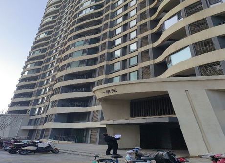 山东省青岛市黄岛区同江路1号内62栋1单元4305户